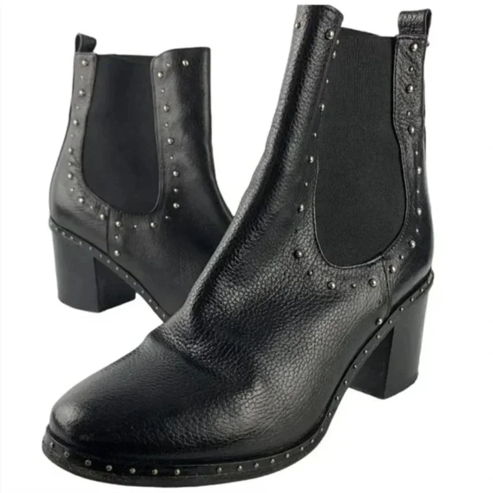 NAPOLEONI Italian Leather Studded Chunky Heel Chelsea Bootie Size 38 8